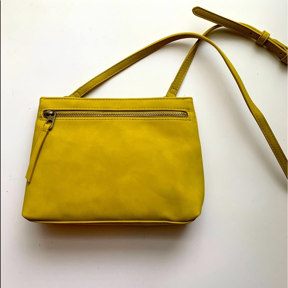 Universal Thread Handbags - Universal Thread Chartreuse Crossbody Bag